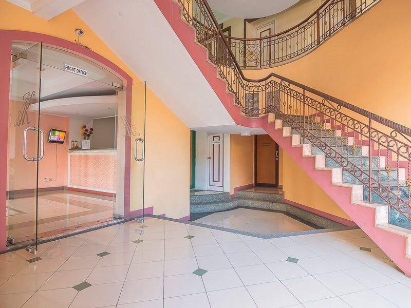 Reddoorz Near Setrasari Mall 2 Бандунг Экстерьер фото