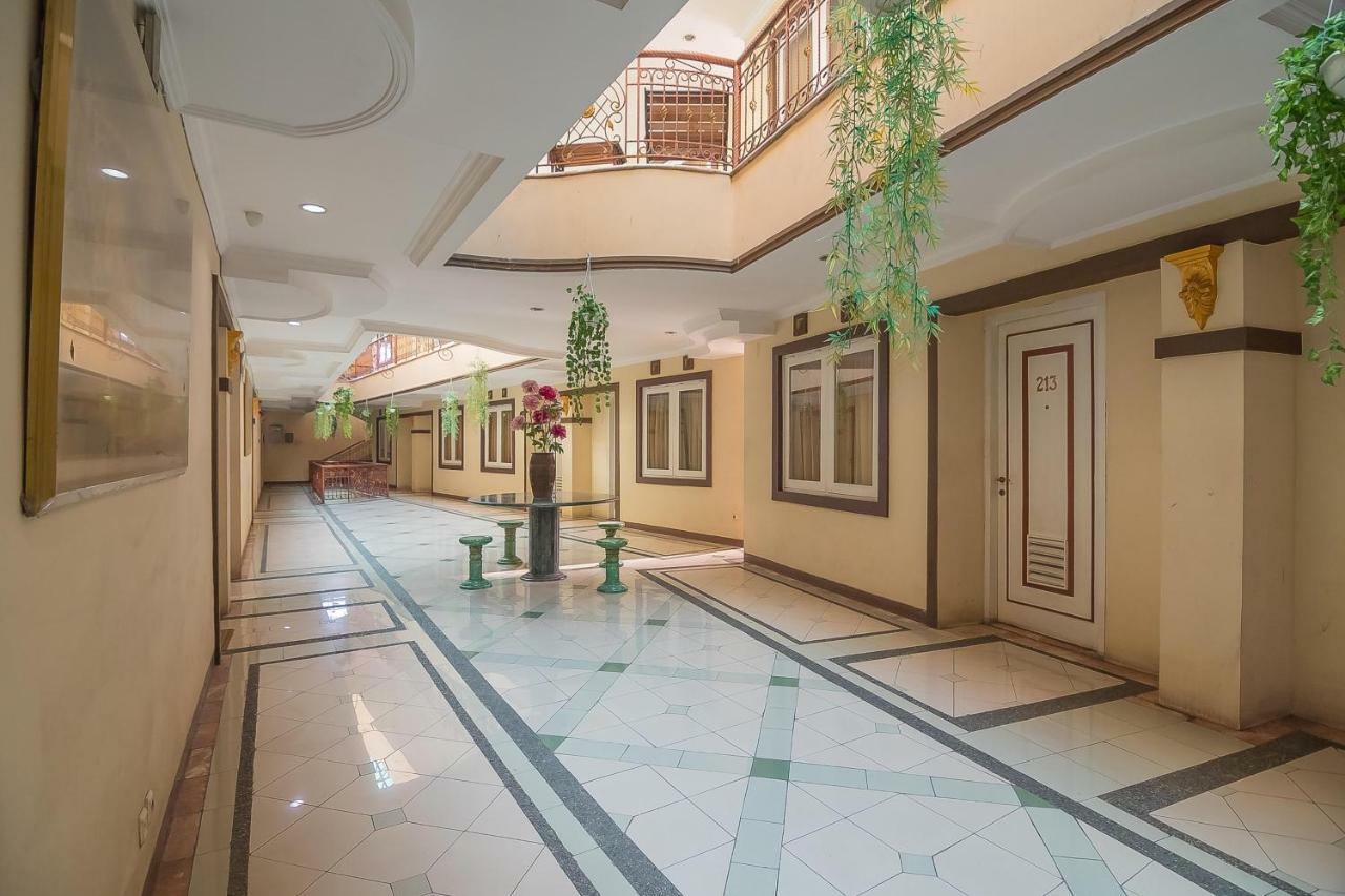 Reddoorz Near Setrasari Mall 2 Бандунг Экстерьер фото
